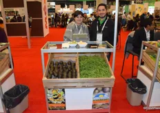 Mauricio Barba and Cristina Guizar from Green Grown Fresh Produce